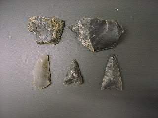 5個の石器の写真